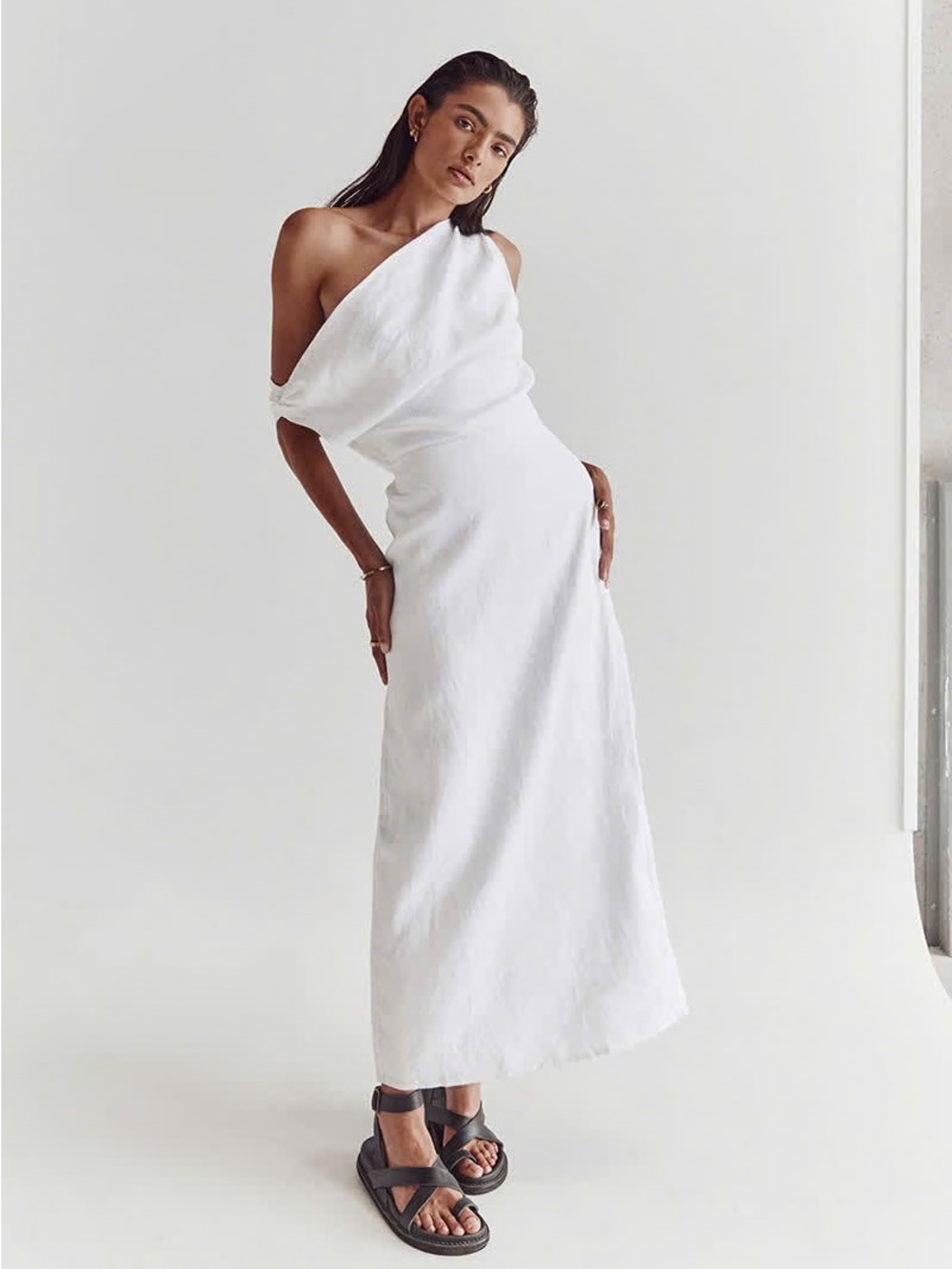 DISSH US2 Asymmetrical Dres One-Shoulder White Maxi Dress - Elegant Summer Style